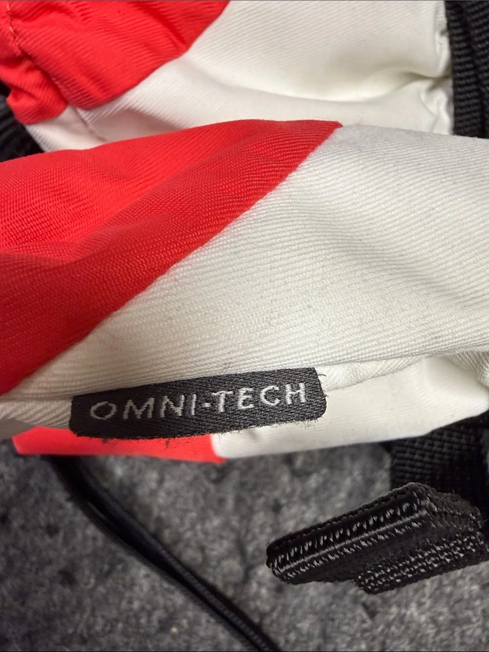Columbia Red White Gray Ski Gloves with Adjustable Strap